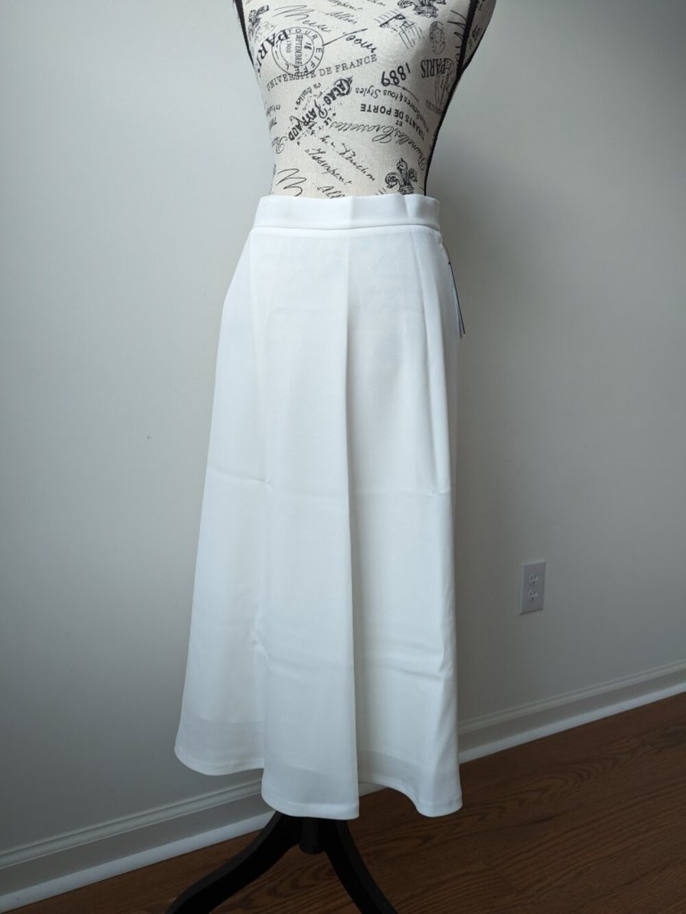 Lafayette 148 New York White A‑Line Midi Skirt NWT Size 4 Minimalist Luxury